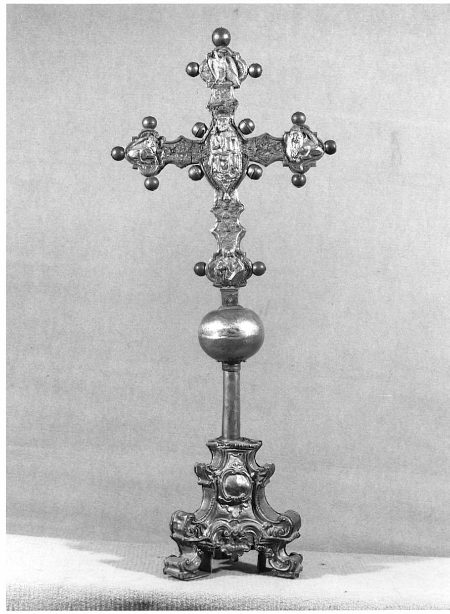 croce d'altare, opera isolata - ambito valtellinese (sec. XVI, sec. XVIII)