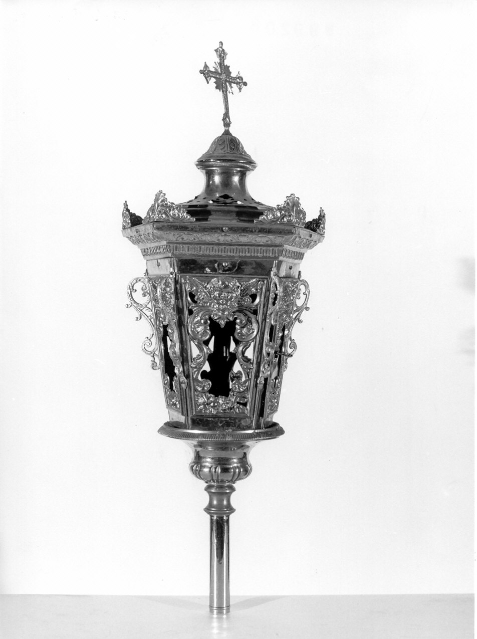 lanterna processionale, serie - ambito Italia settentrionale (sec. XX)