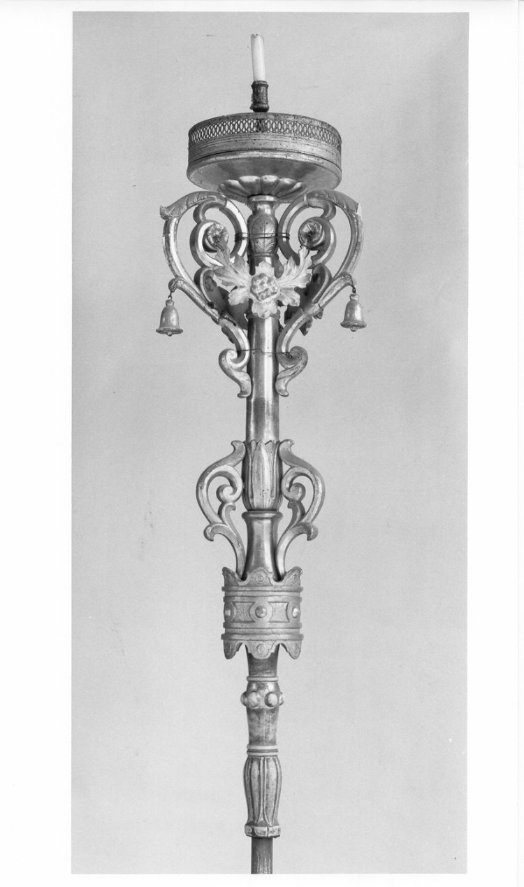 candelabro portatile, coppia - ambito valtellinese (sec. XVIII)