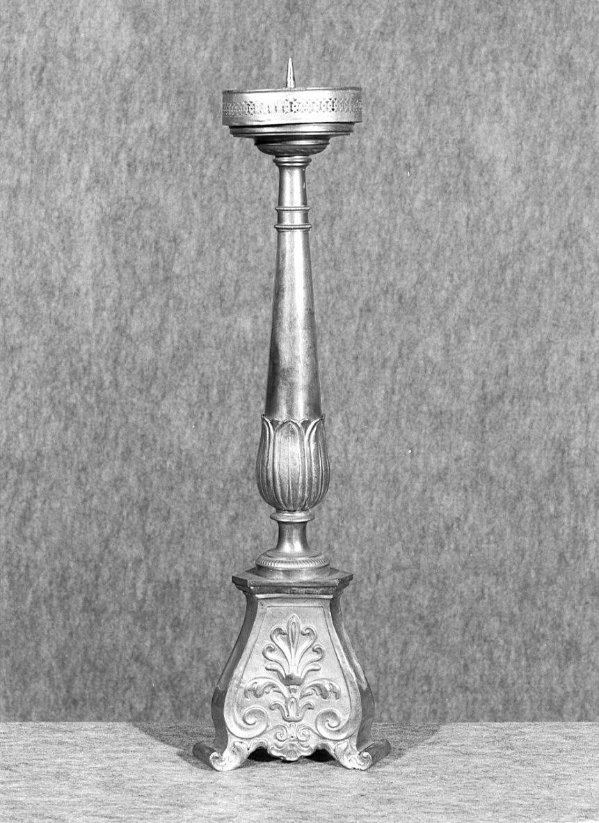 candeliere d'altare, serie - ambito lombardo (fine/inizio secc. XIX/ XX)