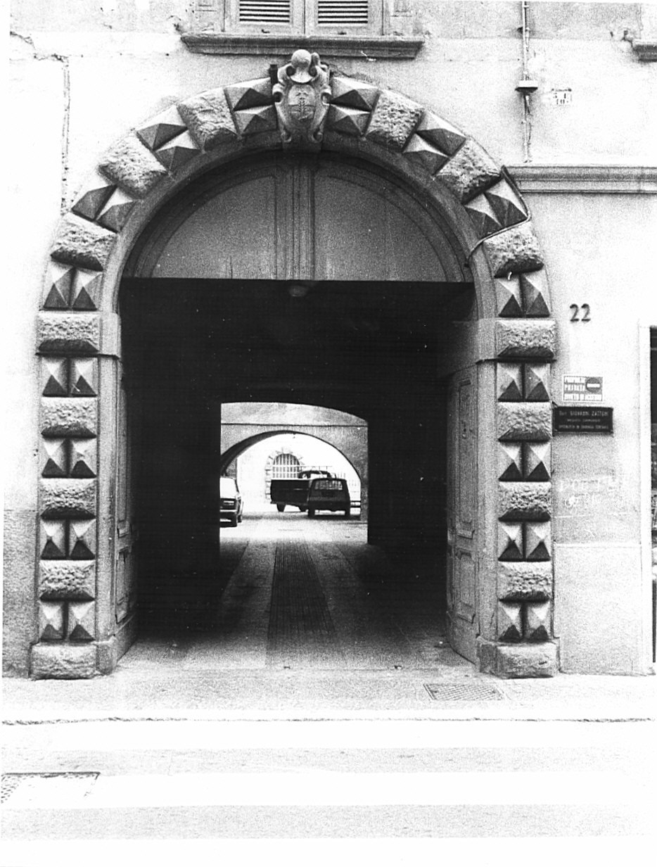 portale, complesso decorativo - bottega bergamasca (sec. XVII)
