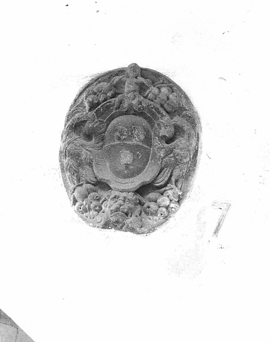 stemma Colleoni (rilievo, opera isolata) - bottega bergamasca (sec. XVII)