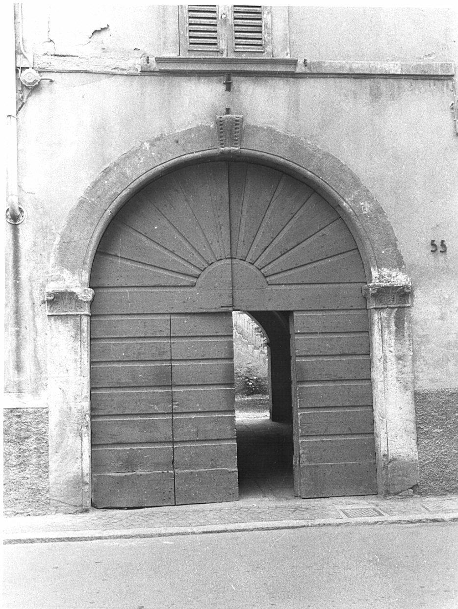 portale - ad arco, opera isolata - bottega bergamasca (fine sec. XV)