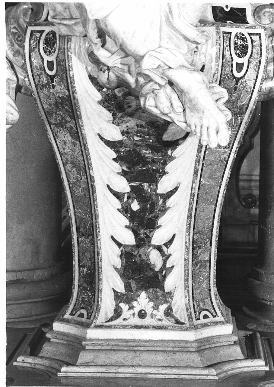 decorazione a intarsio, elemento d'insieme di Manni Giacomo (bottega) (sec. XVIII)