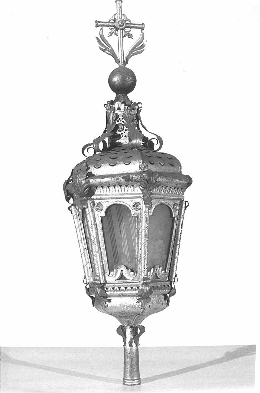 lanterna processionale, serie di Ciana Gaetano (sec. XIX)