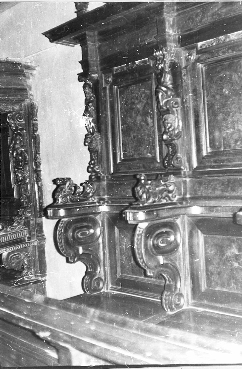 stalli del coro, complesso decorativo di Sacella Simone (metà sec. XVII)
