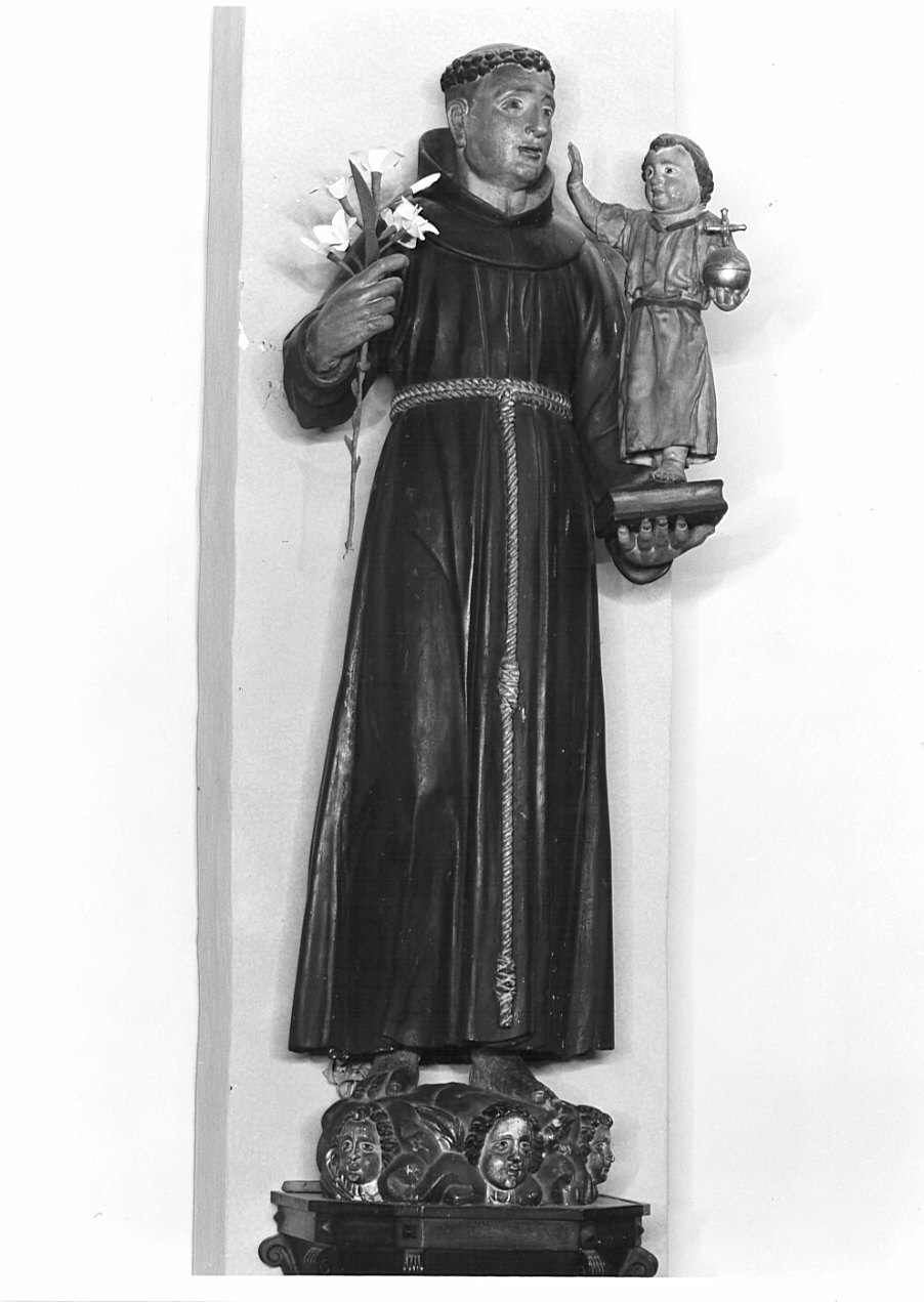 Sant'Antonio da Padova con il bambino (statua, opera isolata) - bottega bergamasca (prima metà sec. XVII)