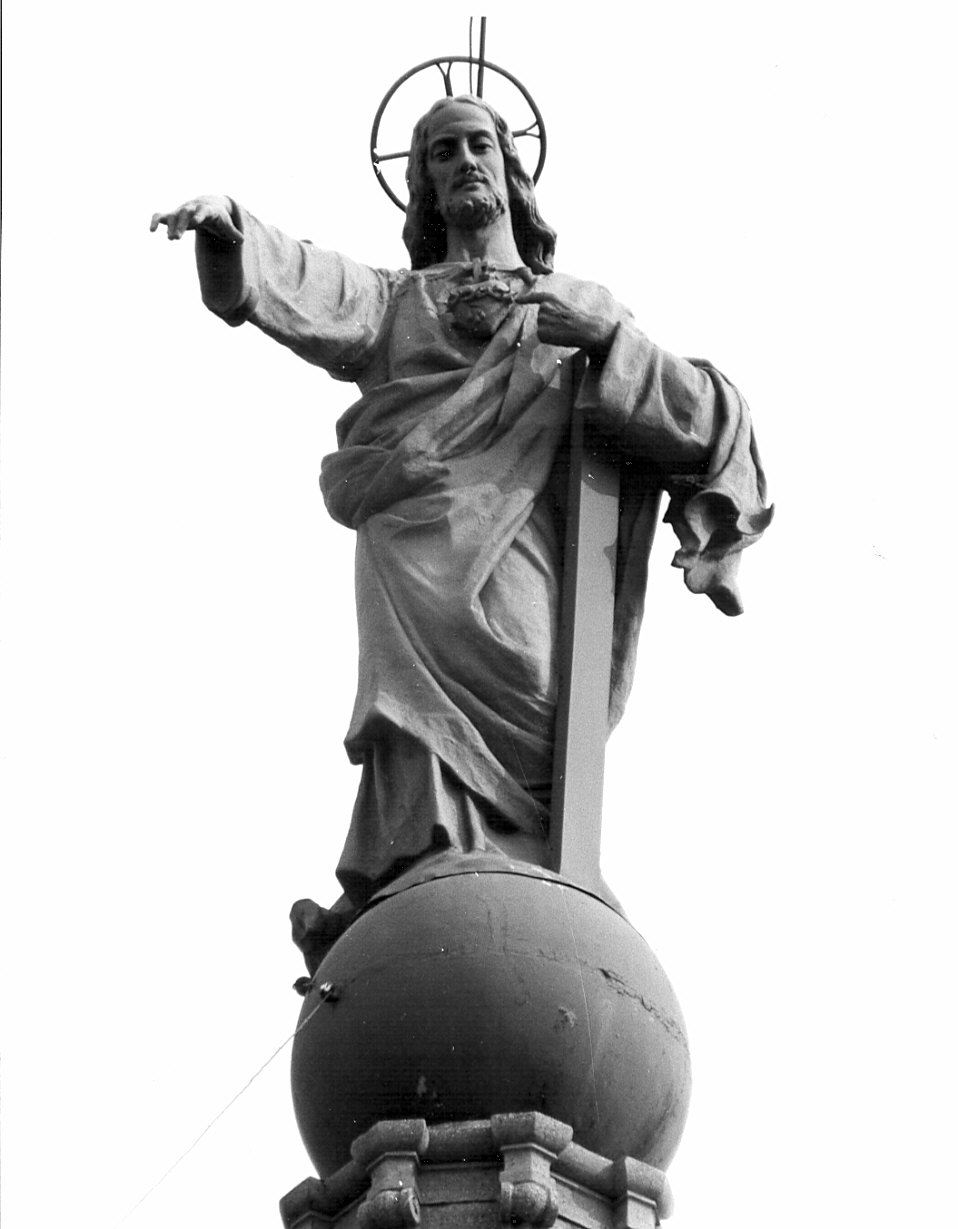 Sacro Cuore di Gesù (statua, opera isolata) - bottega lombarda (sec. XX)