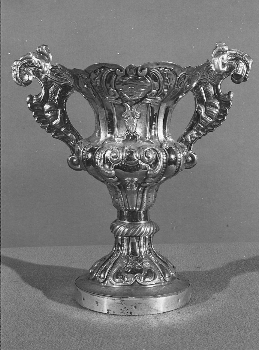 vaso d'altare con composizione floreale, serie - bottega lombarda (?) (metà sec. XVIII)