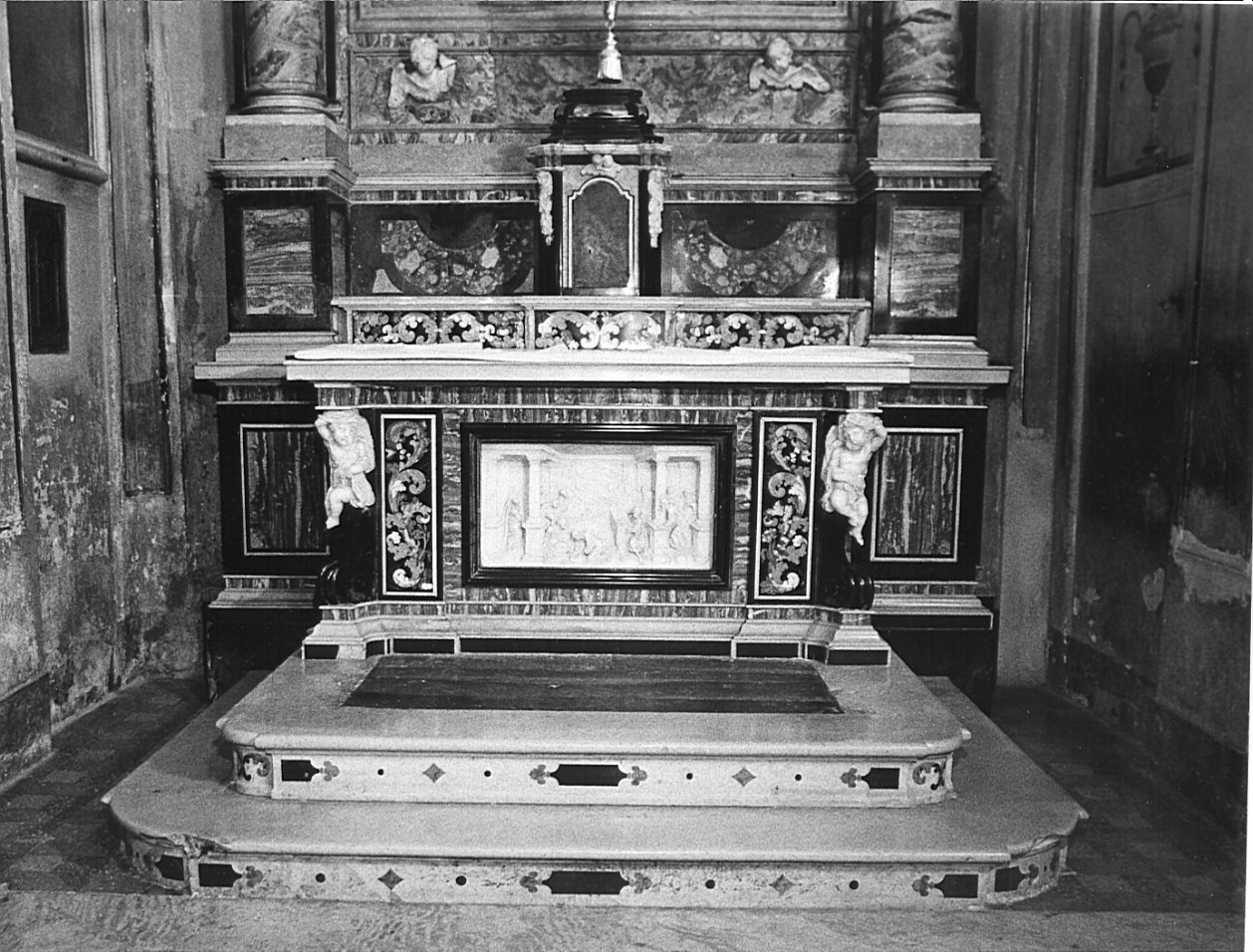 mensa d'altare, elemento d'insieme - bottega bergamasca (inizio sec. XVIII)