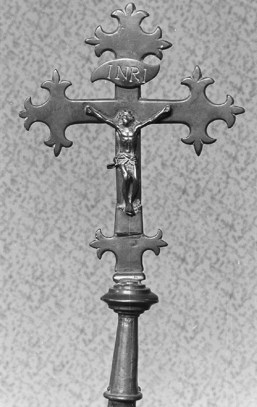 croce processionale, opera isolata - bottega italiana (inizio sec. XVIII)