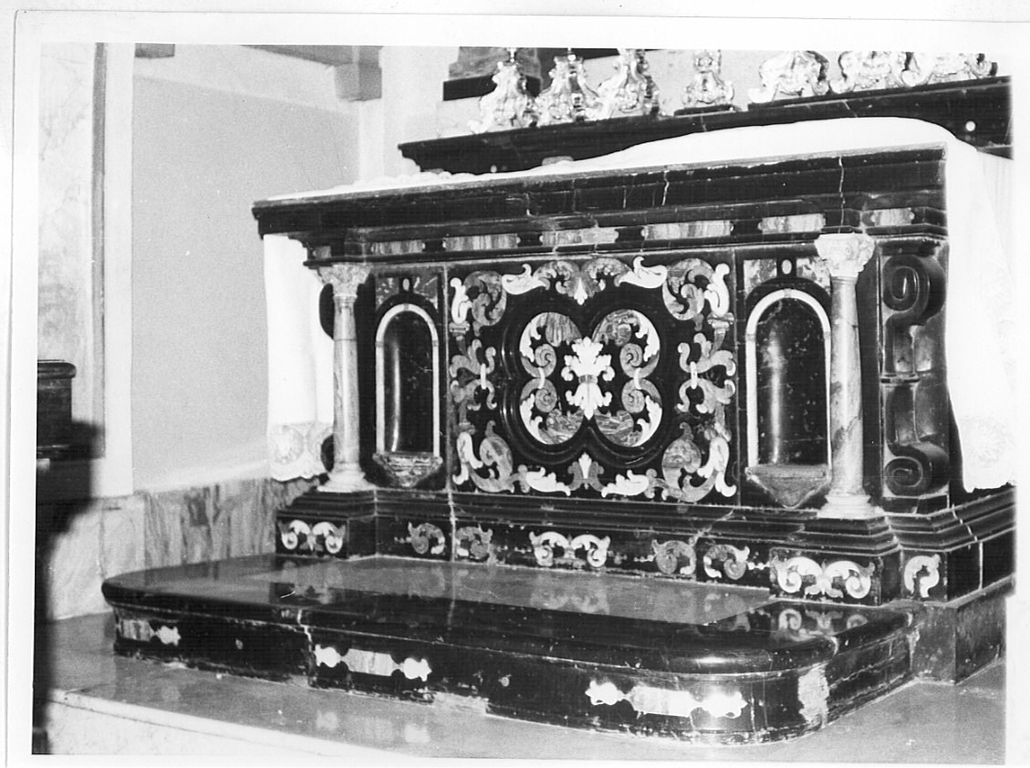mensa d'altare, opera isolata - bottega lombarda (sec. XVII)