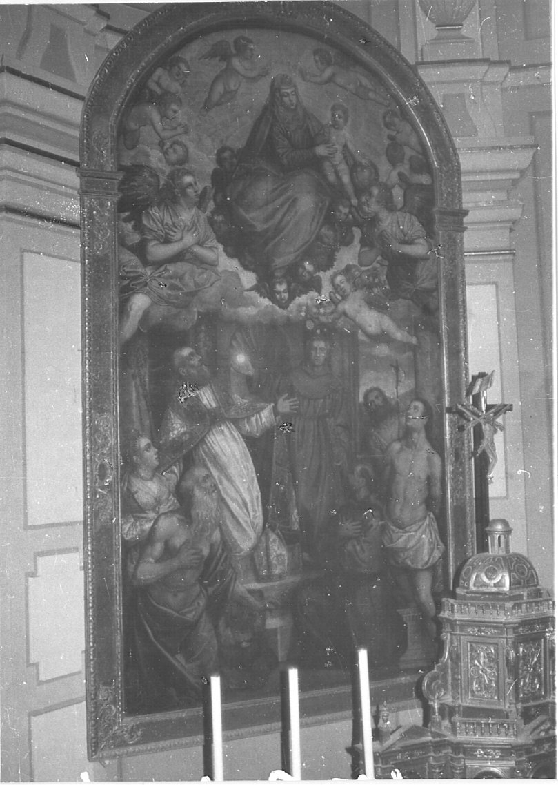 Madonna in gloria e Santi (dipinto, opera isolata) di Floriani Flaminio (fine/inizio secc. XVI/ XVII)