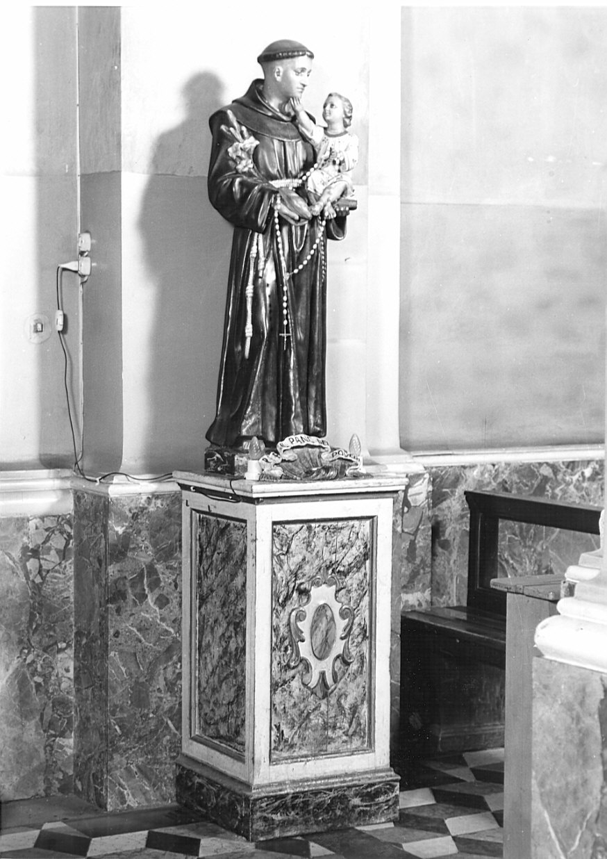 Sant'Antonio da Padova con il Bambino (statua, opera isolata) - bottega lombarda (sec. XX)