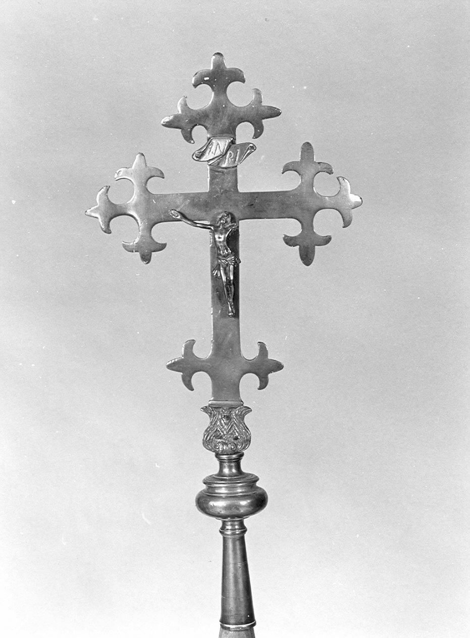 Cristo crocifisso (croce processionale, opera isolata) - bottega lombarda (sec. XVII)