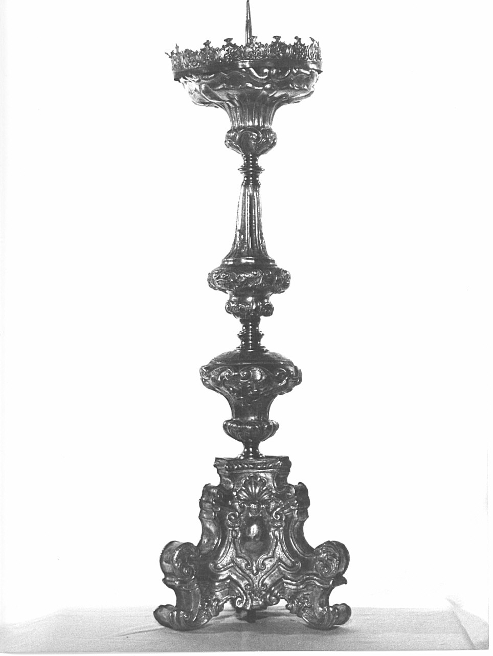 candeliere, serie - bottega lombarda (prima metà sec. XVIII)