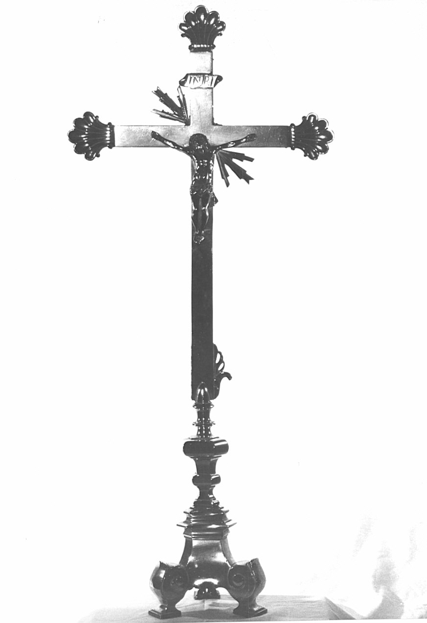 croce d'altare, serie - bottega lombarda (sec. XVIII)