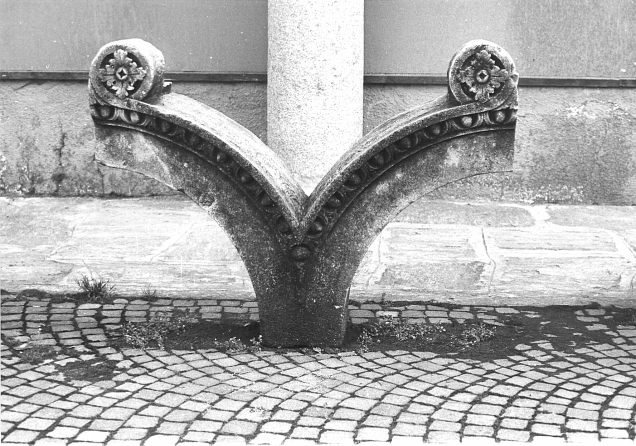 arco, frammento - bottega lombarda (sec. XV)
