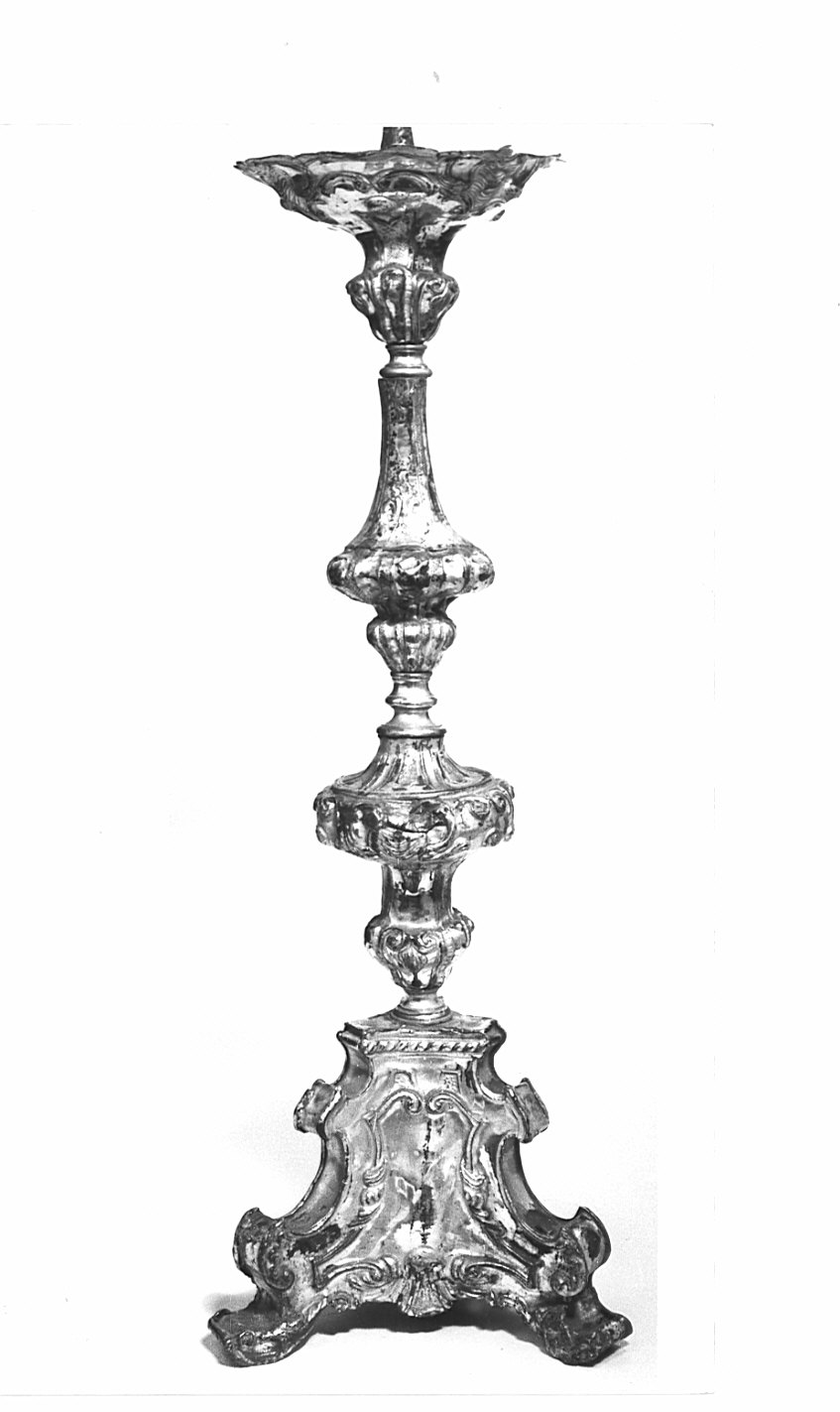 candeliere d'altare, coppia - bottega lombarda (fine sec. XVIII)