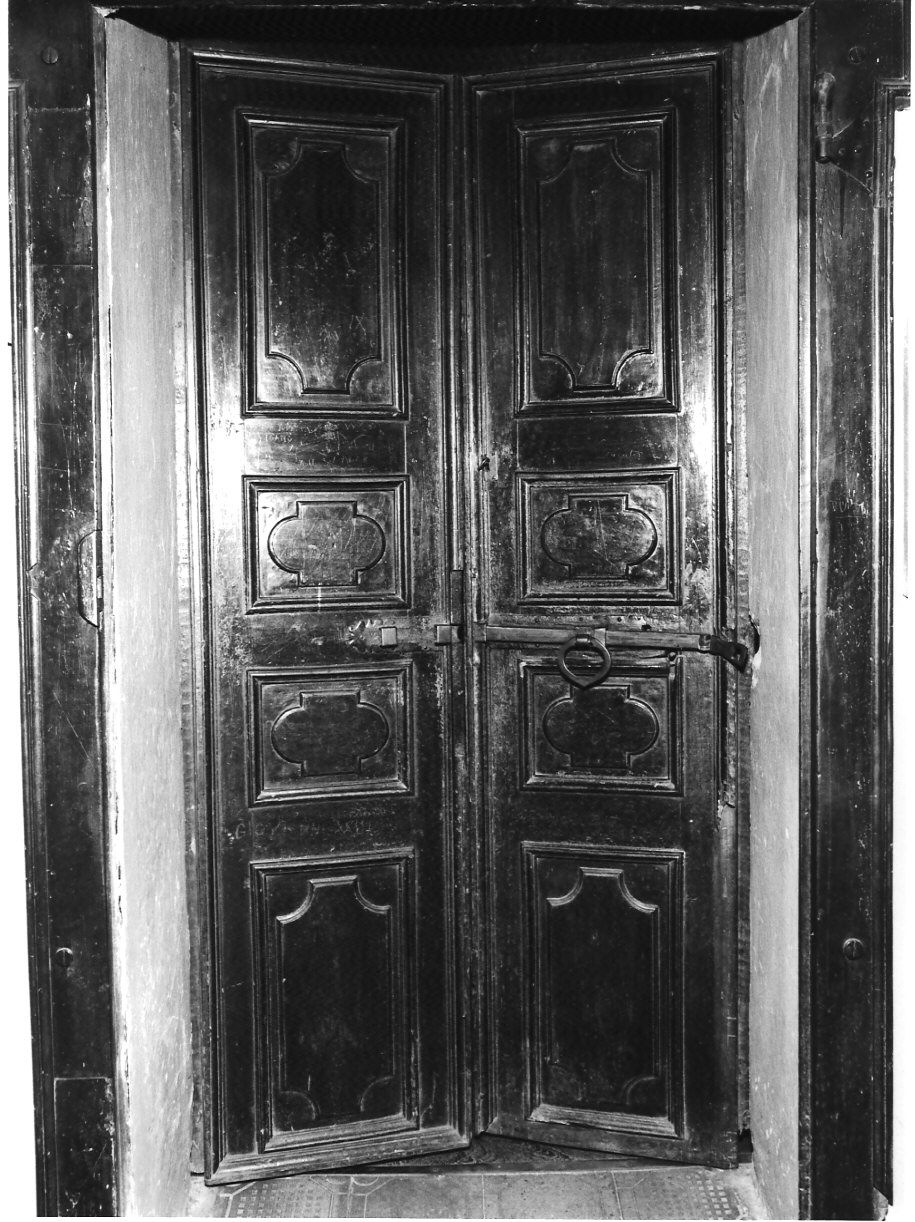 porta, opera isolata - bottega lombarda (fine/inizio secc. XVII/ XVIII)