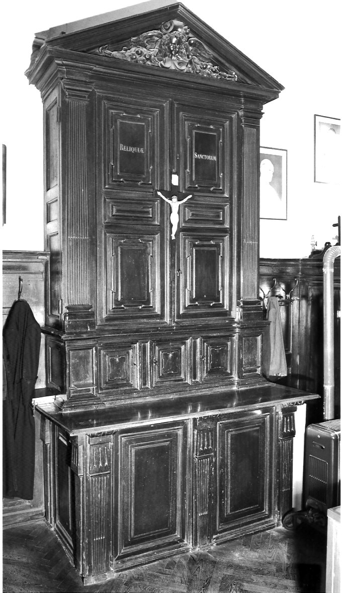 armadio per reliquiari, opera isolata - bottega lombarda (sec. XVII)