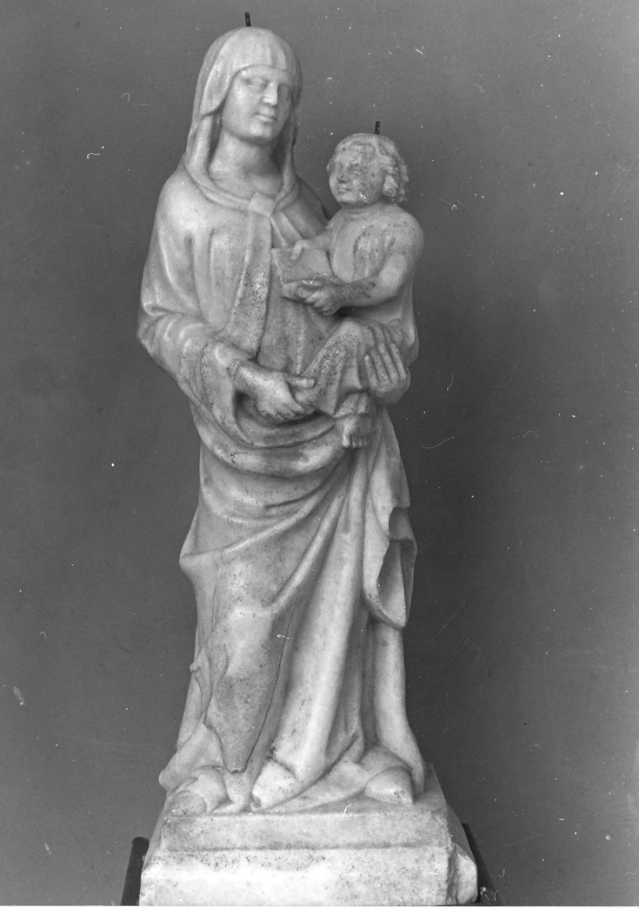 Madonna con Bambino (statua, opera isolata) - bottega italiana (secc. XIV/ XV)