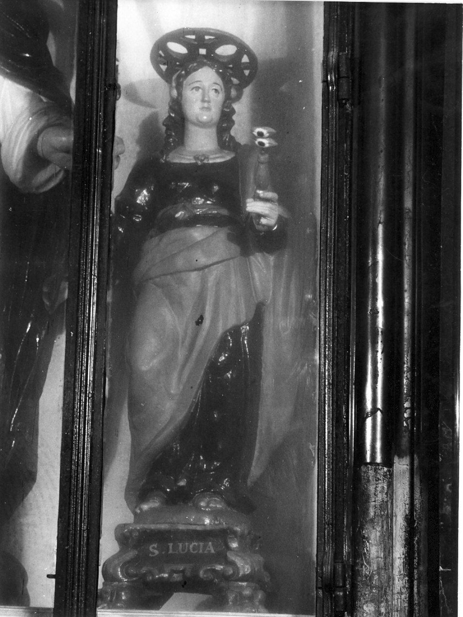 Santa Lucia (statua, elemento d'insieme) - bottega lombarda (fine/inizio secc. XVII/ XVIII)