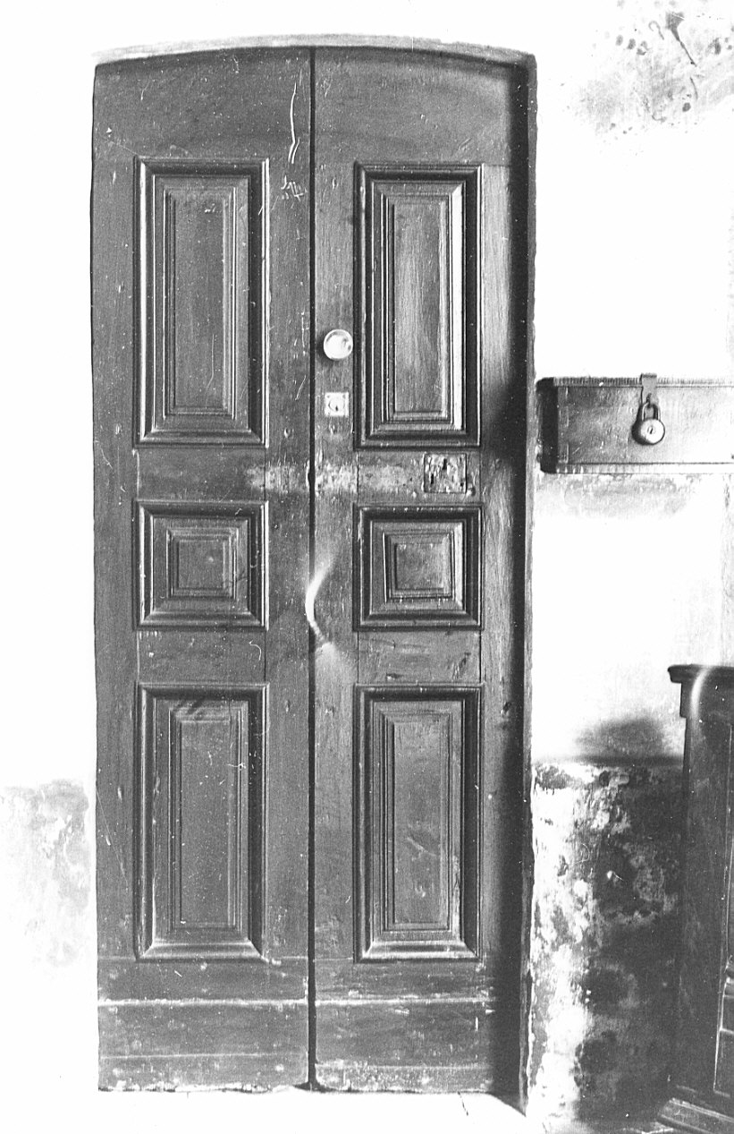 porta, opera isolata - bottega italiana (fine/inizio secc. XVII/ XVIII)