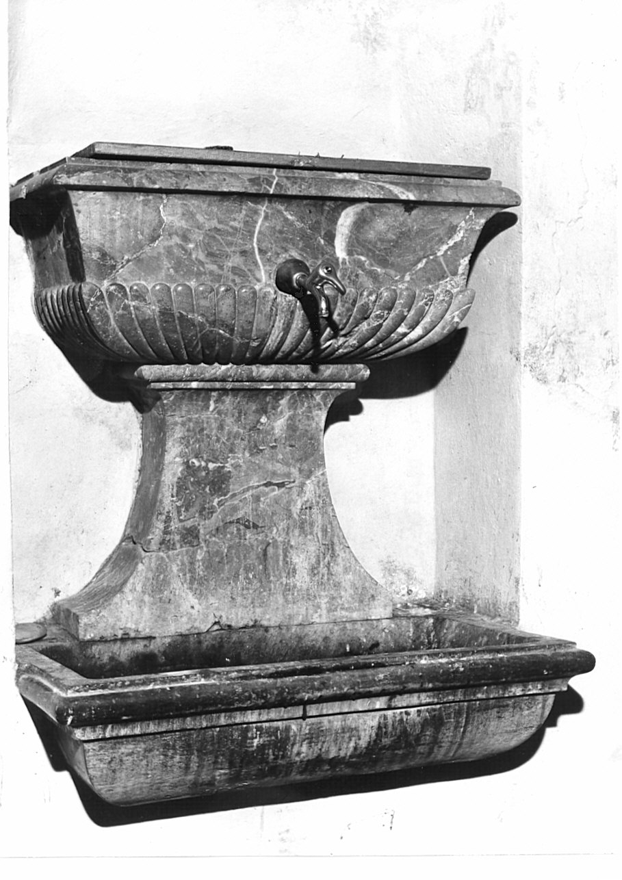 lavabo da sacrestia, opera isolata - bottega lombarda (secc. XVII/ XVIII)