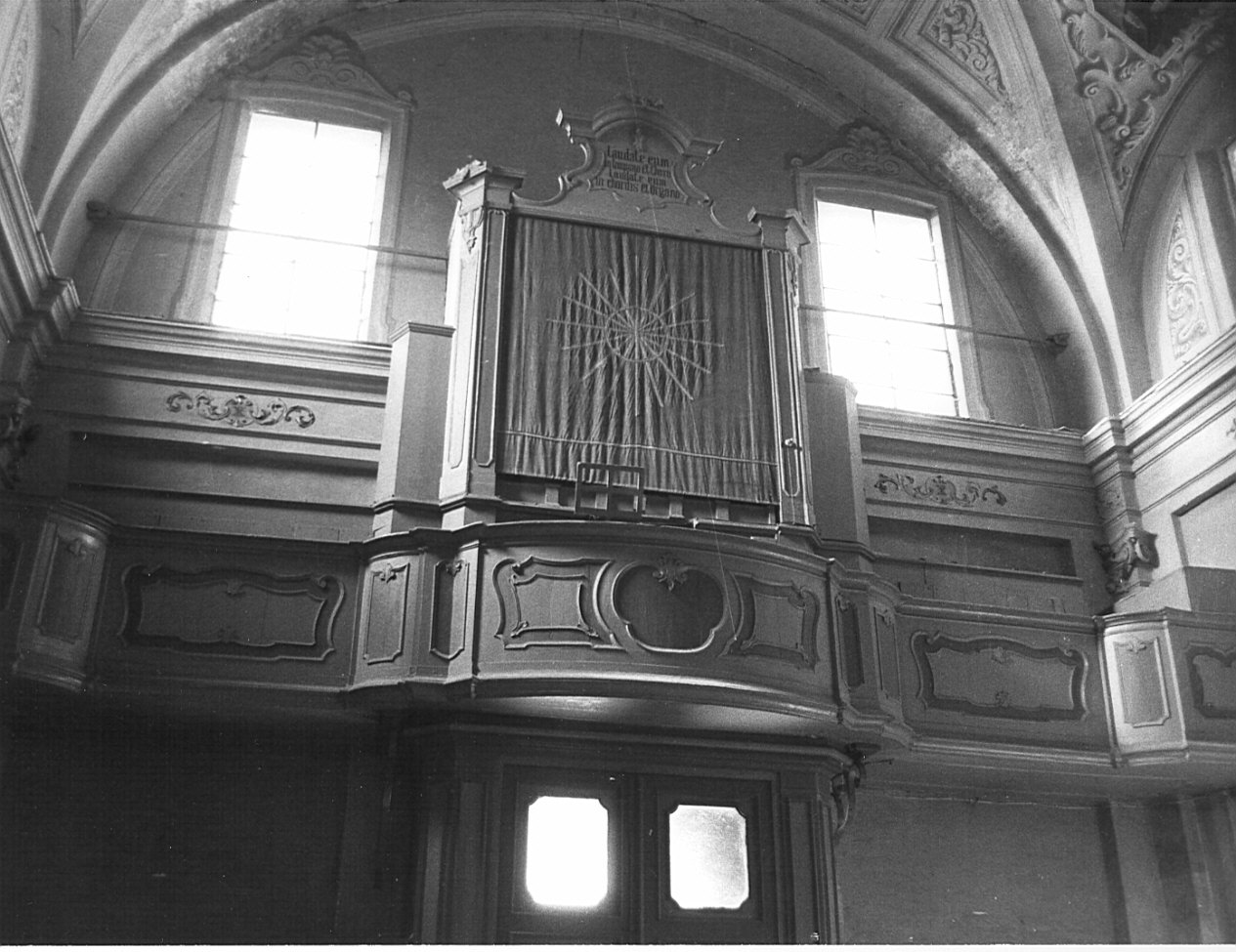 tribuna d'organo, opera isolata di Spinelli - bottega lombarda (sec. XVIII)