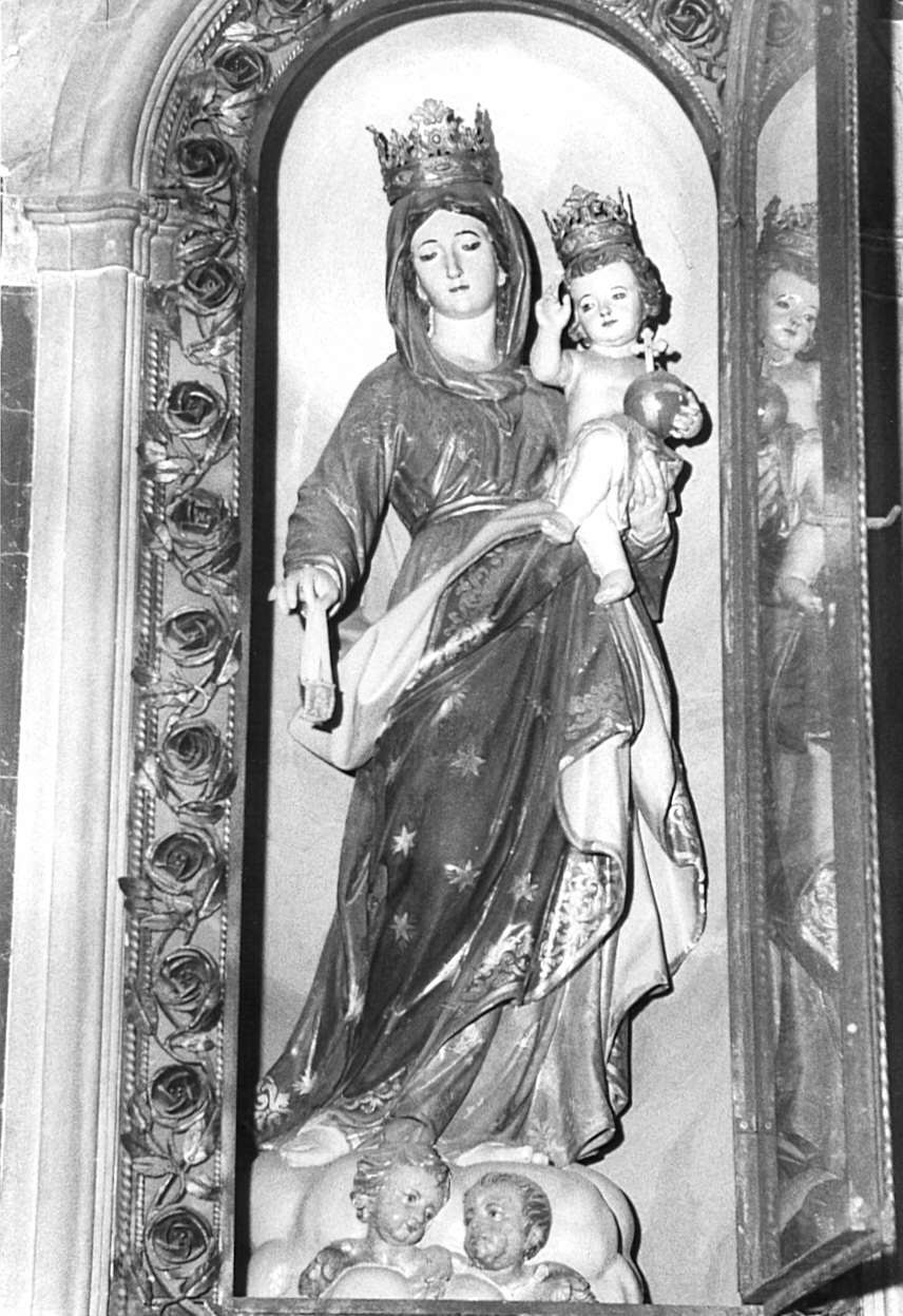 Madonna con Bambino (scultura, opera isolata) - bottega lombarda (sec. XVIII)