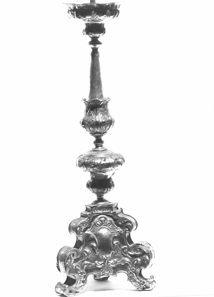 candeliere d'altare, serie - bottega italiana (fine sec. XVIII)