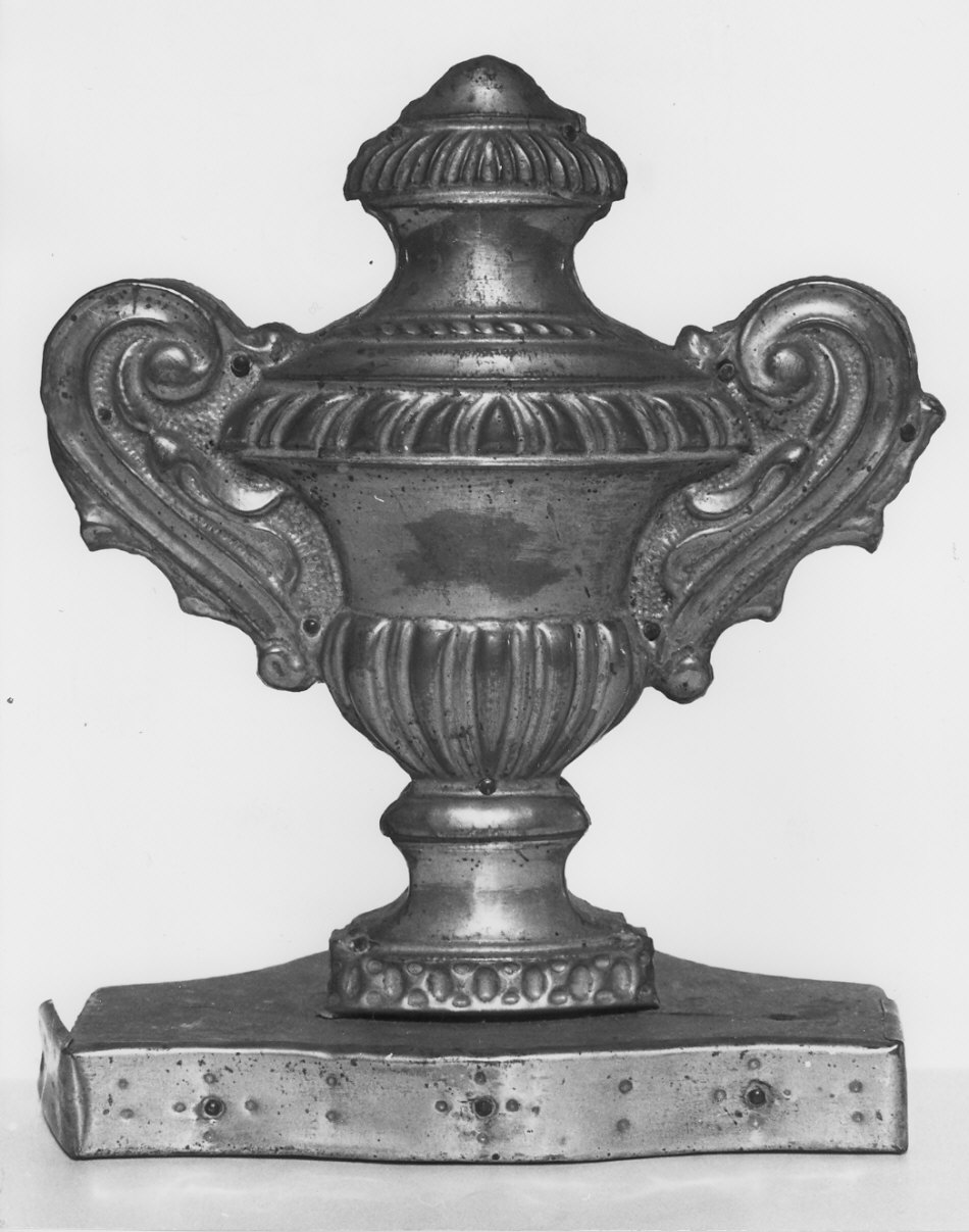 vaso d'altare, opera isolata - bottega italiana (inizio sec. XIX)