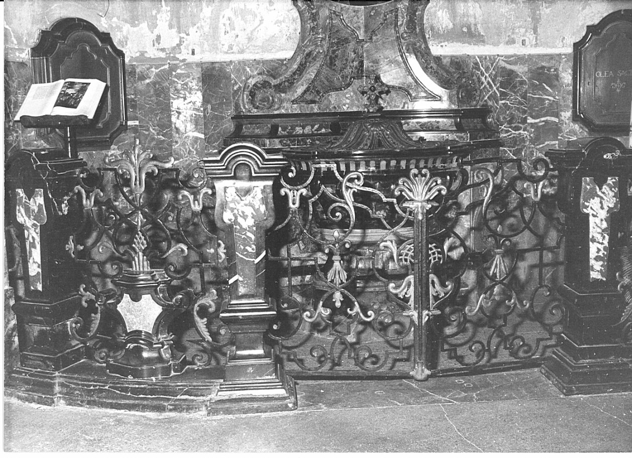 balaustrata del fonte battesimale, opera isolata - bottega lombarda (sec. XVIII)