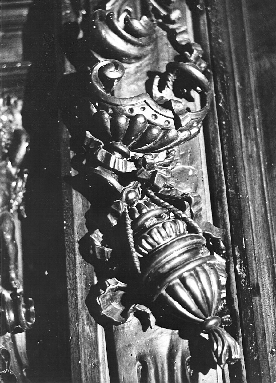 decorazione a intaglio, elemento d'insieme - bottega lombarda (sec. XVII)