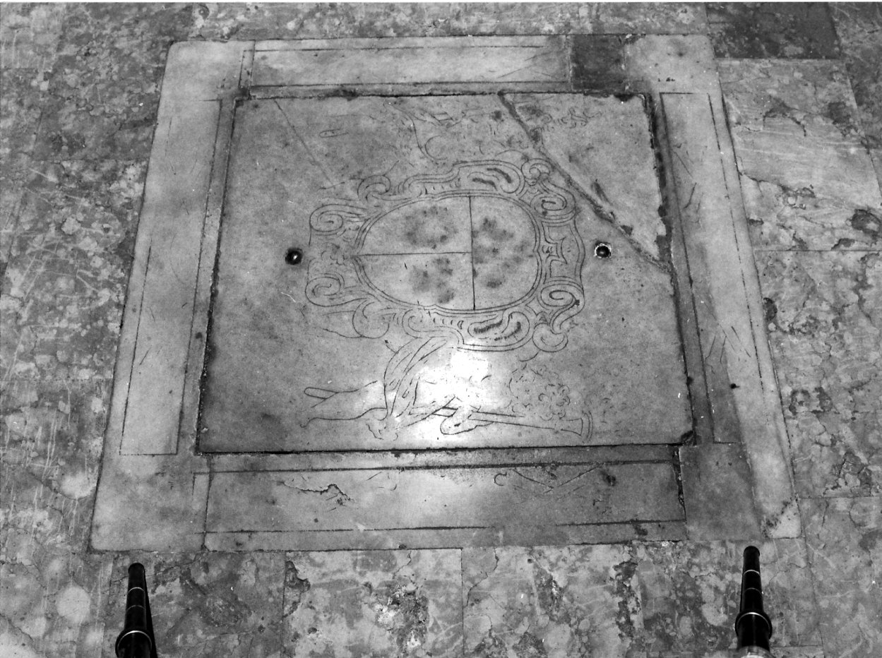 lapide tombale, opera isolata - bottega lombarda (sec. XVII)