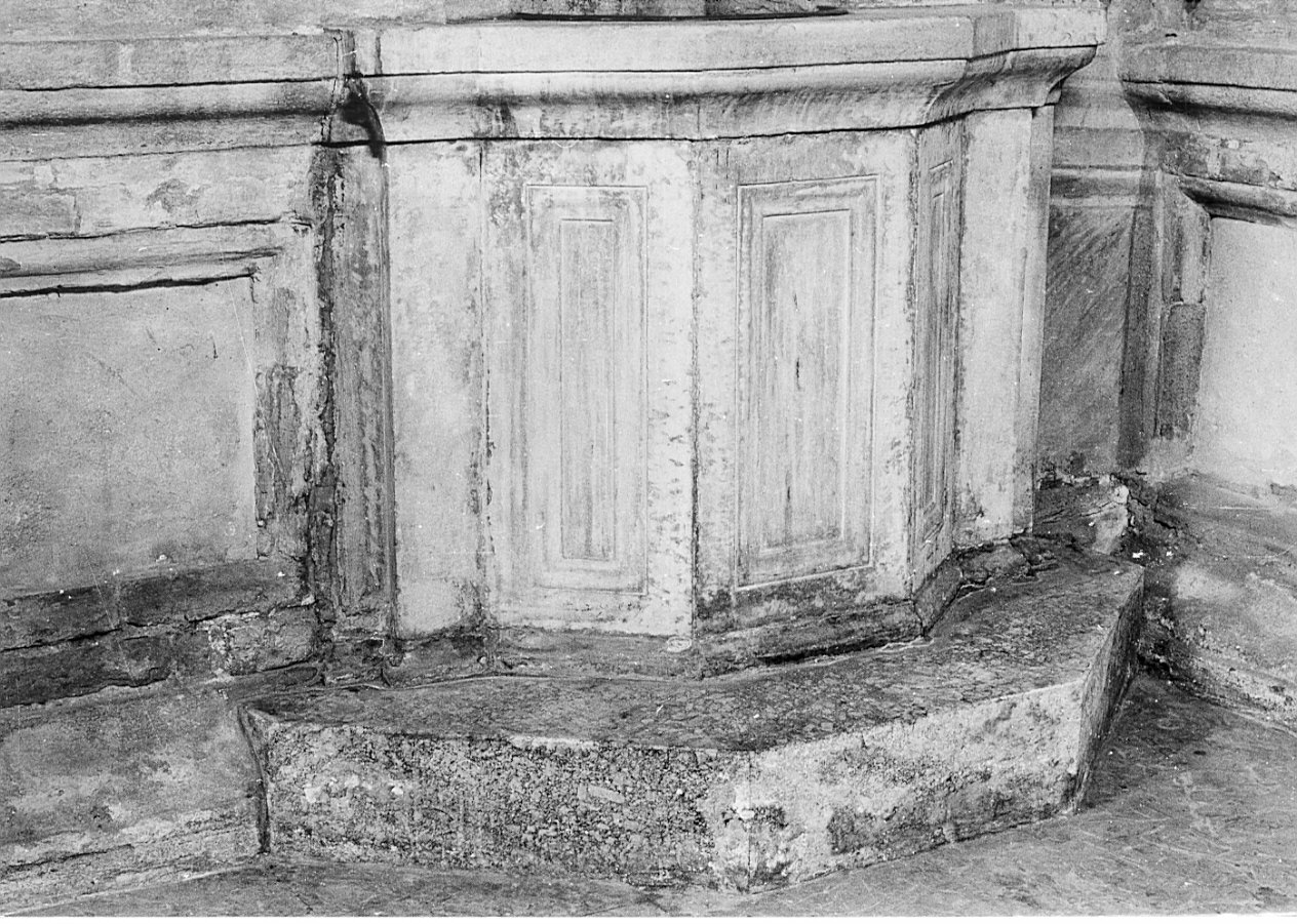 lavabo da sacrestia, opera isolata - bottega milanese (fine sec. XV)