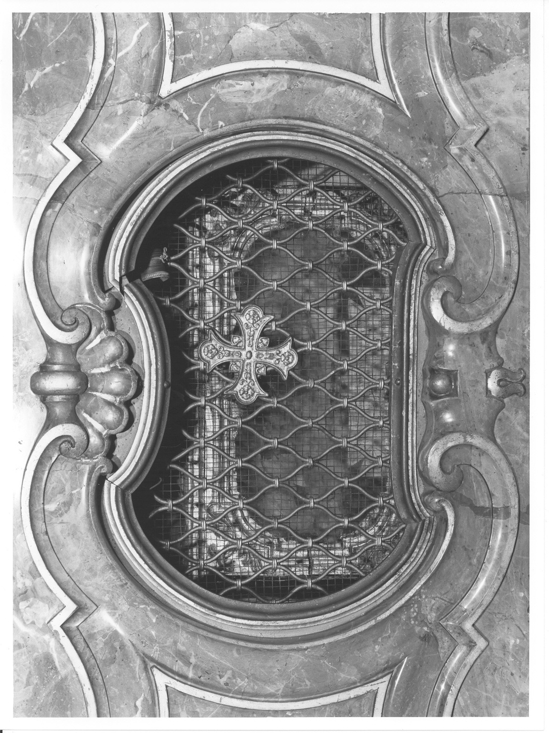 reliquiario a teca, opera isolata - ambito lombardo (primo quarto sec. XVIII)