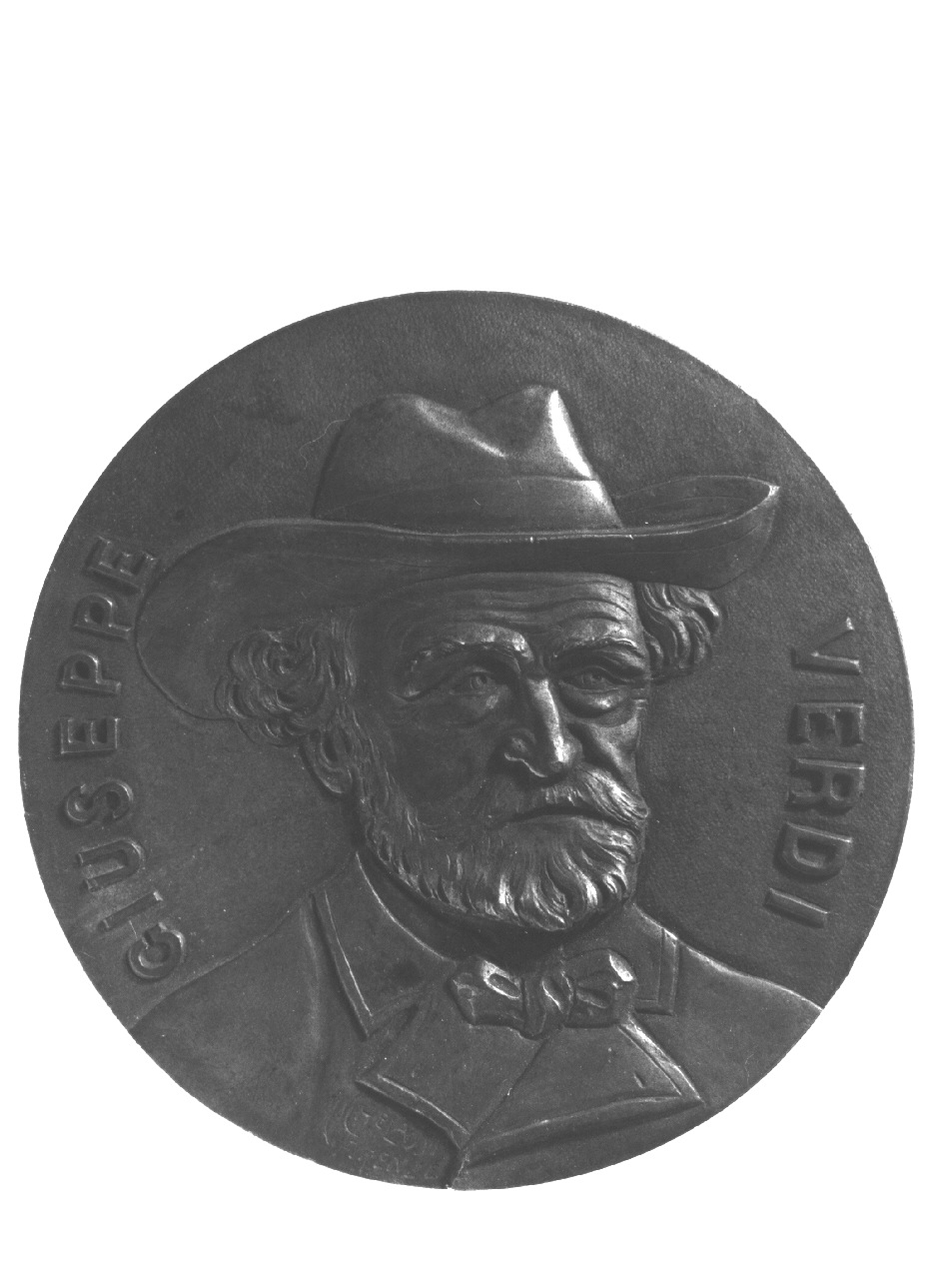 ritratto di Giuseppe Verdi, ritratto di Giuseppe Verdi (medaglione, opera isolata) di Michelassi Enrico (sec. XX)