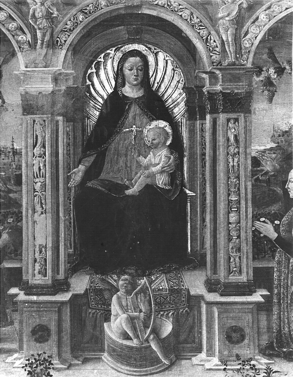 Madonna con Bambino e angeli (dipinto, elemento d'insieme) di Montorfano Giovanni Donato (sec. XV)