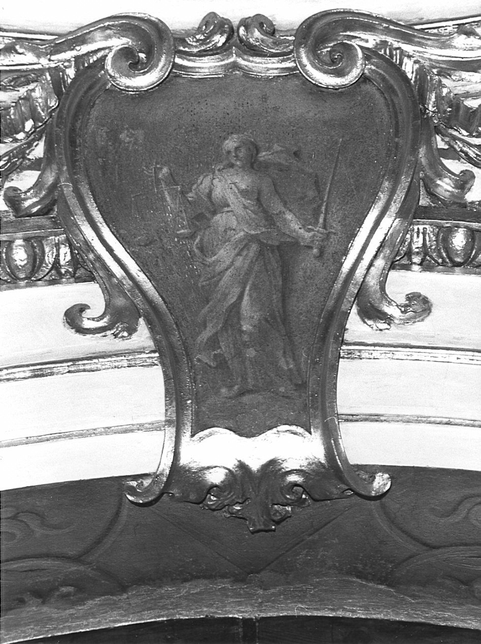 giustizia (decorazione pittorica, elemento d'insieme) di Besozzi Giovanni Ambrogio (attribuito) (inizio sec. XVIII)