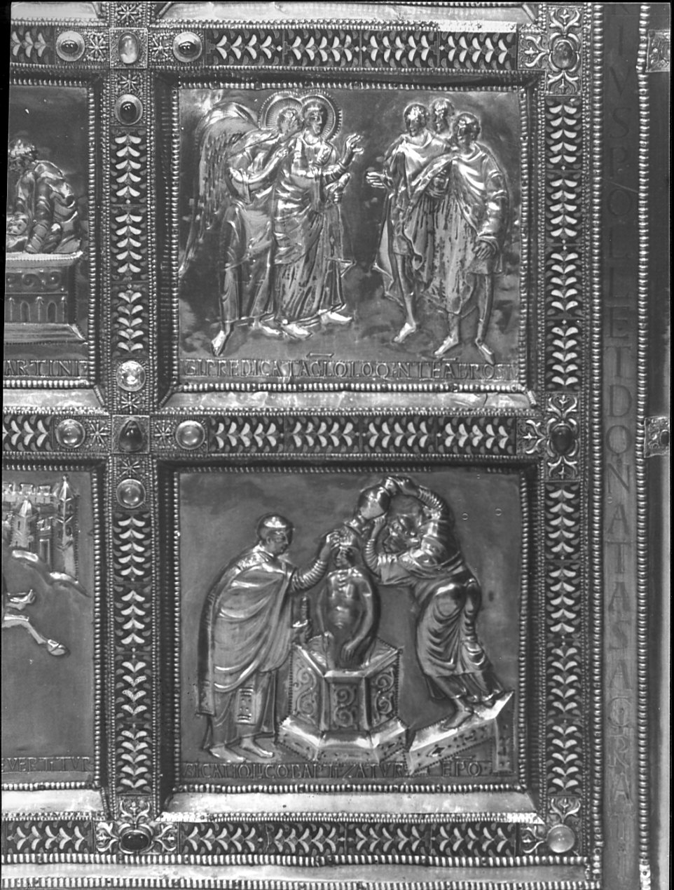 Battesimo di Sant'Ambrogio (formella, elemento d'insieme) di Vuolvinus - ambito carolingio (sec. IX)
