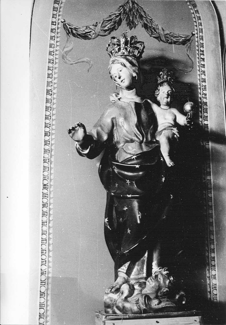 Madonna con Bambino (statua, opera isolata) - bottega milanese (sec. XVIII)