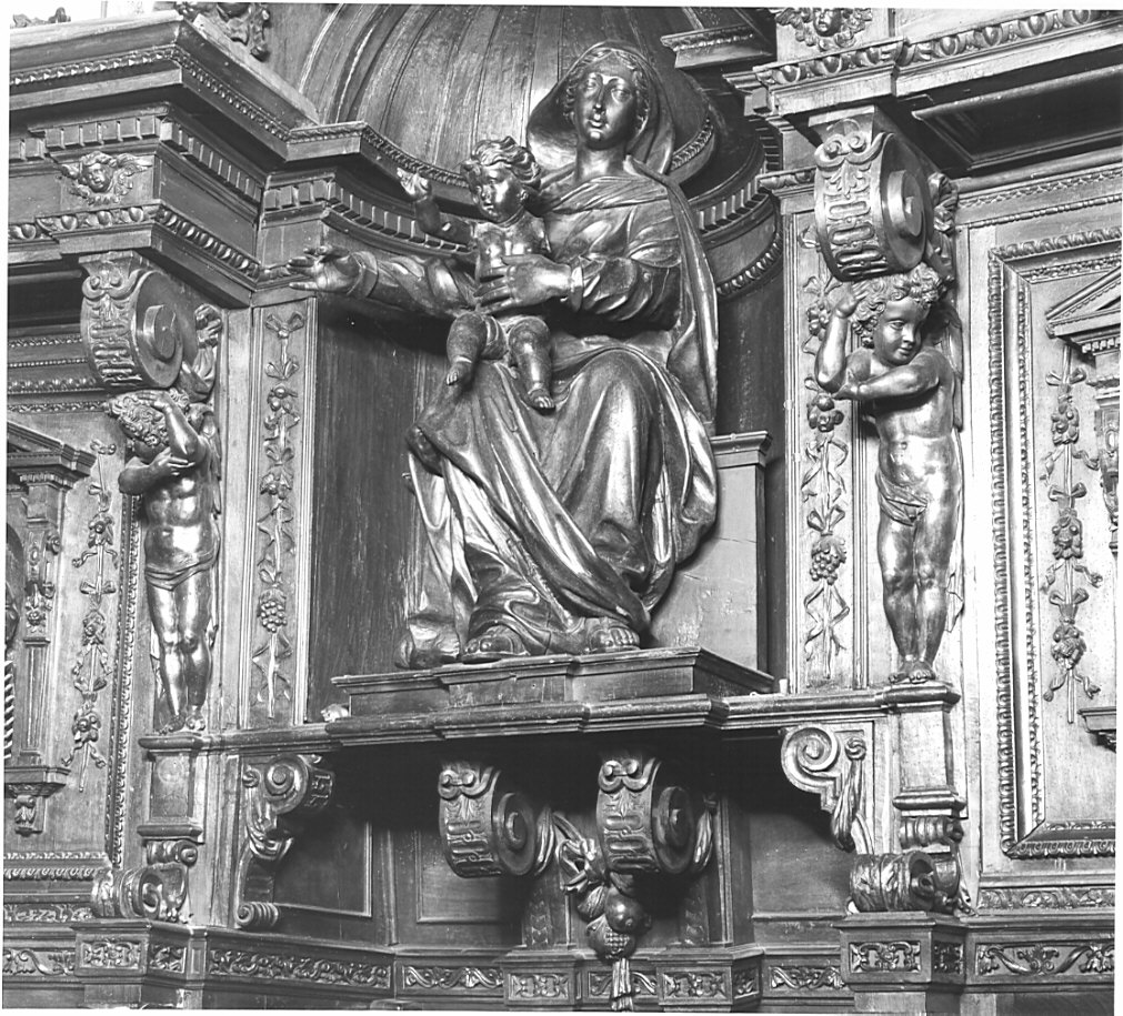 Madonna con Bambino (statua, elemento d'insieme) di Zanelli Siro (sec. XVII)