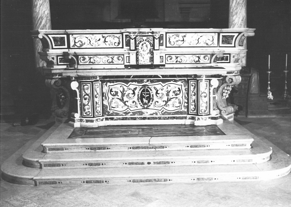 altare maggiore, complesso decorativo - bottega lombarda (secc. XVII/ XVIII)