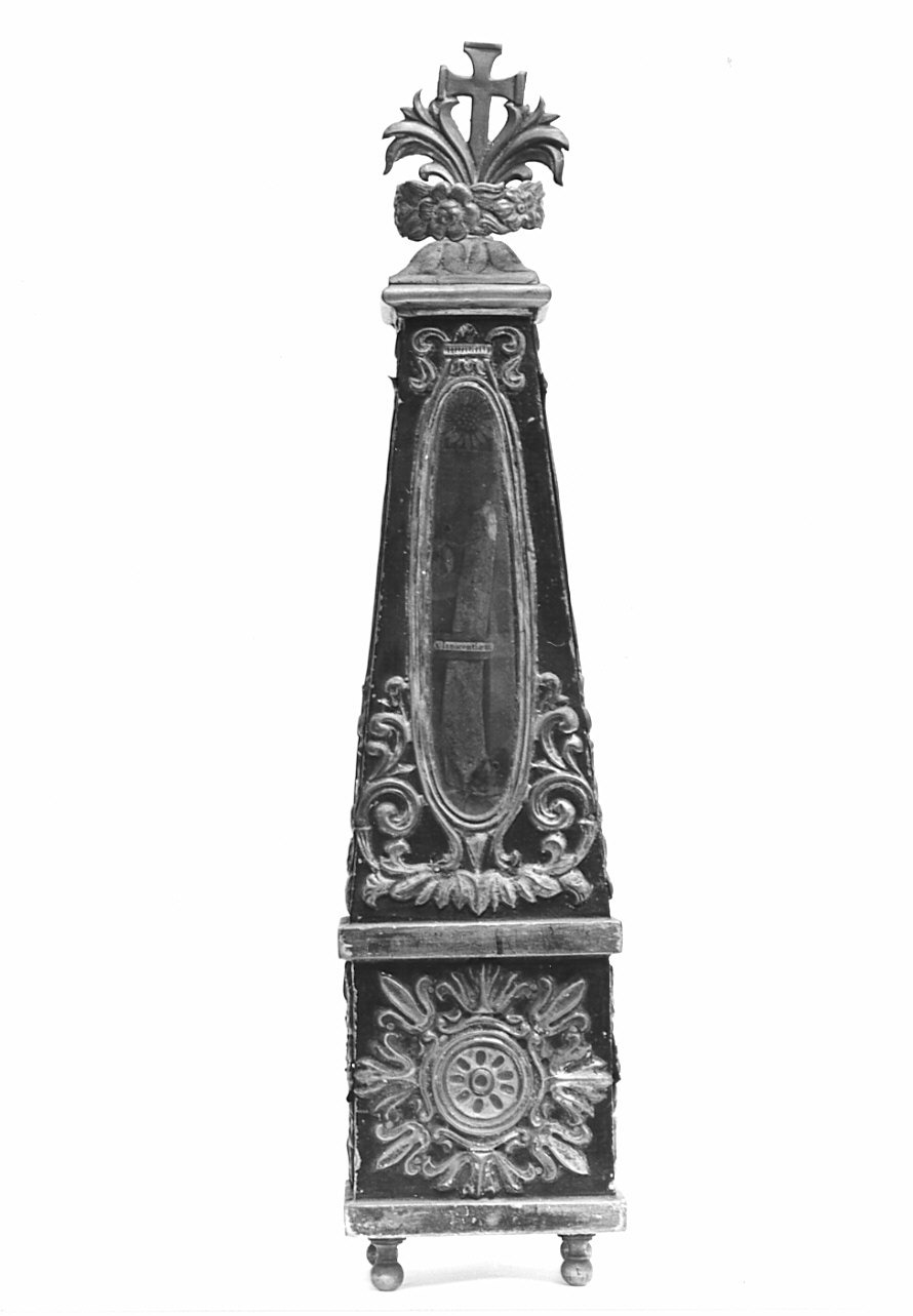 reliquiario architettonico - a obelisco, coppia - bottega lombarda (prima metà sec. XIX)
