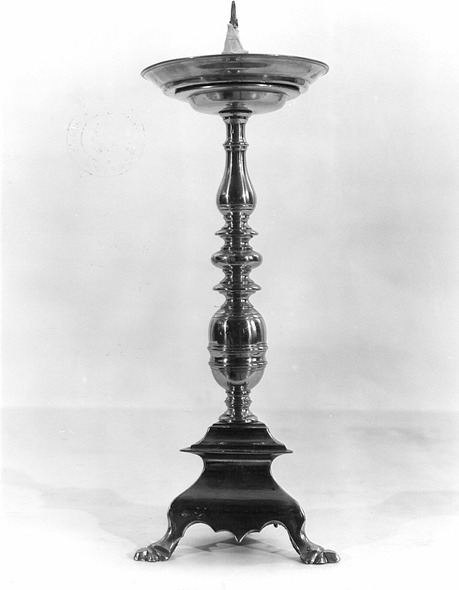 candeliere d'altare, opera isolata - bottega lombarda (inizio sec. XVIII)