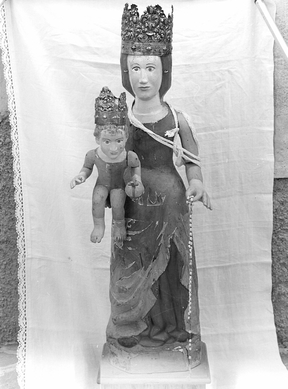 Madonna con Bambino (statua, opera isolata) - bottega bergamasca (sec. XVII)
