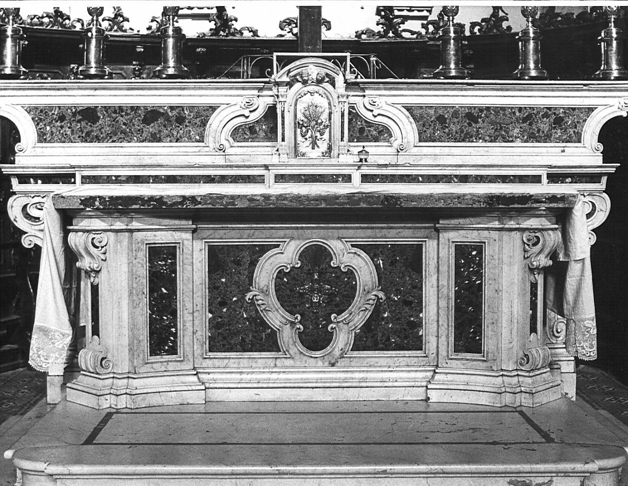 altare maggiore, complesso decorativo - bottega lombarda (seconda metà sec. XVIII)