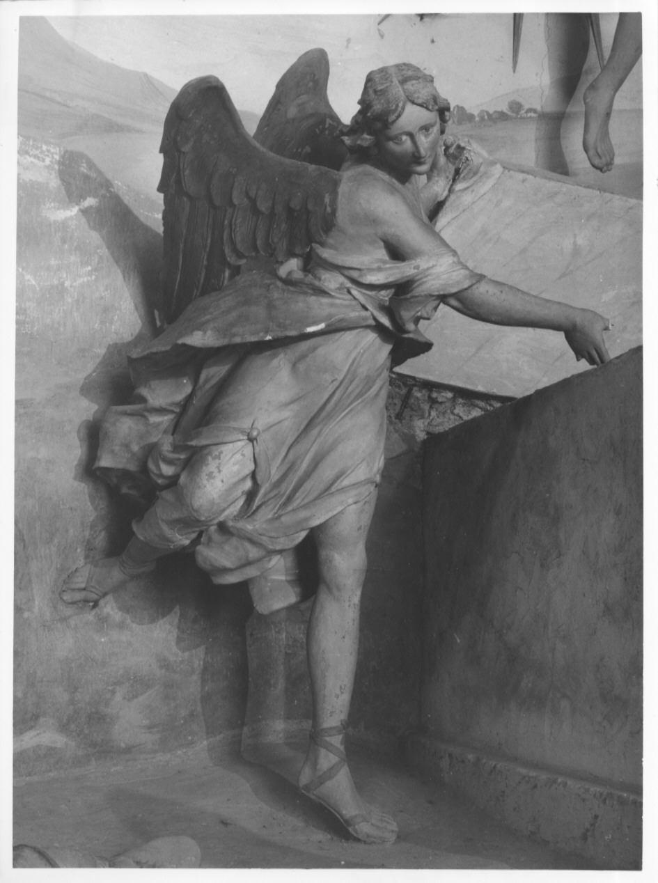 angelo che apre il sepolcro (statua, ciclo) di Silva Agostino (sec. XVII)